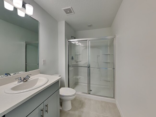 Building Photo - 215 Riverfront Wy