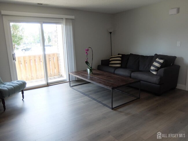 Building Photo - 5307 Ravens Crest Dr