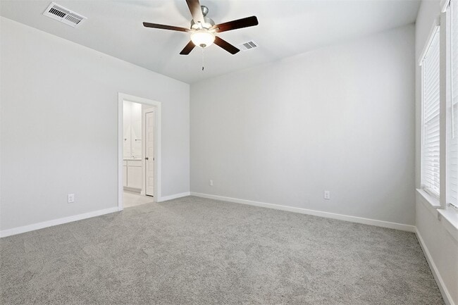 Building Photo - 8598 Blueberry Ash St