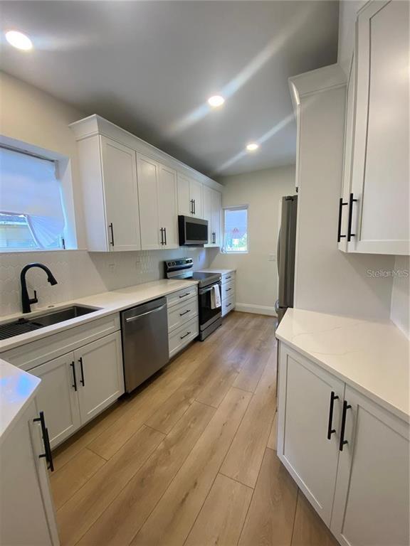 Building Photo - 51 Aegean Ave