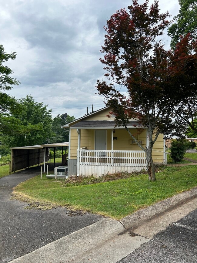 Building Photo - 158 Warrior Cir