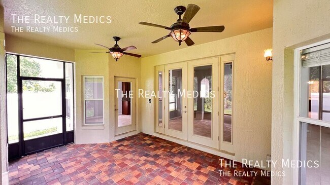 Building Photo - 10319 Willow Ridge Loop