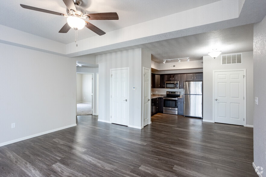 Primary Photo - Willow Falls Apartments