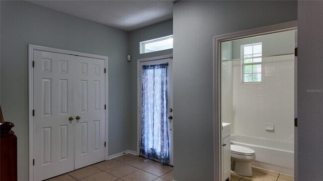 Building Photo - 1133 Indigo Dr