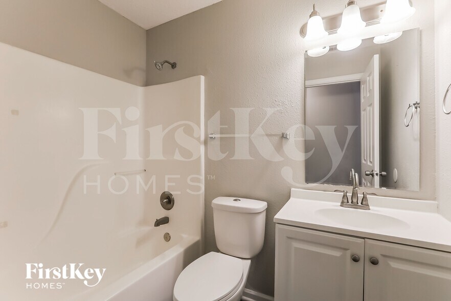 Building Photo - 5805 Dollar Forge Dr