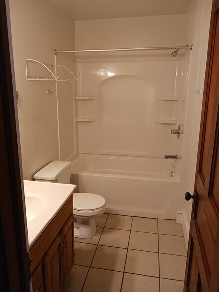 Upstairs bath - 435 S Dodge St