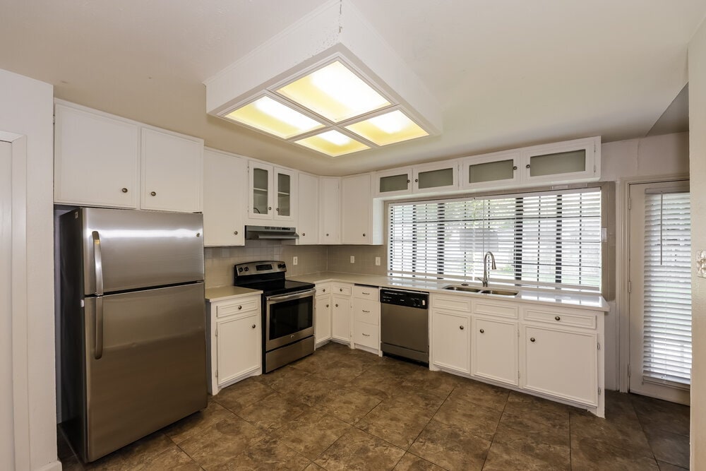 Building Photo - 2117 Blue Ridge Trail