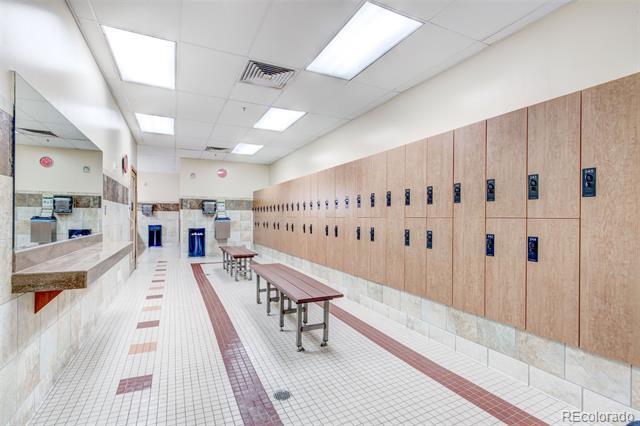 Building Photo - 13931 E Marina Dr