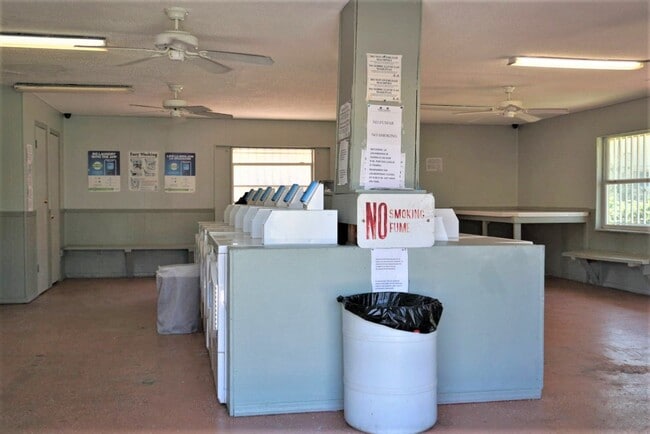 Building Photo - Palm Gardens Community