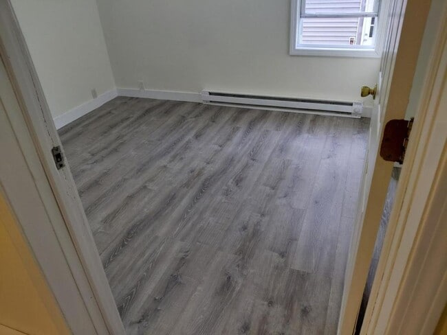 Building Photo - 24 Franklindale Ave