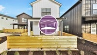 Building Photo - 3 Bed 2 Bath - A/C Mini-split - Fabulous F...
