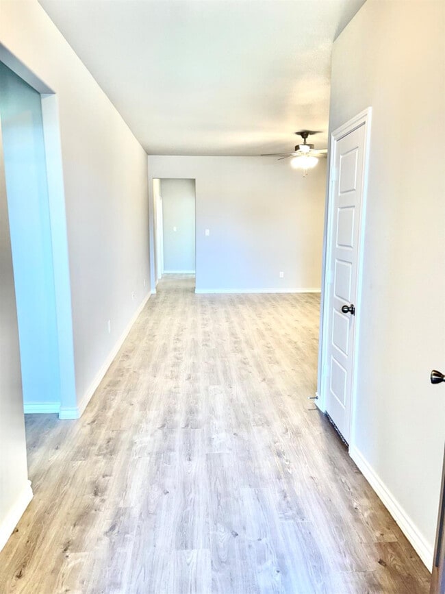 Building Photo - 7729 96th St