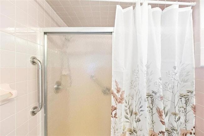 Building Photo - 3063 Lake June Blvd