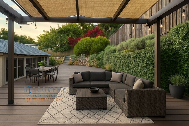 Building Photo - Chic Mid Century Modern Home