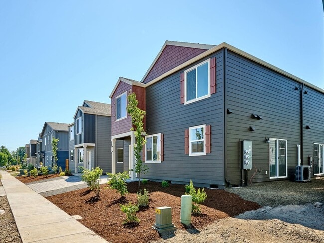 Building Photo - 180 28th Ave SE