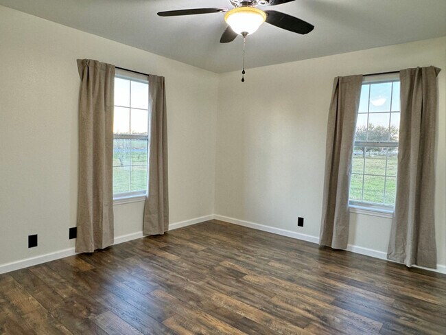 Building Photo - 6349 FL-189