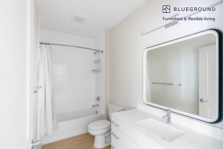 Building Photo - 60 I St SW