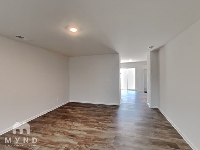 Building Photo - 6030 Elena Lynn Ct