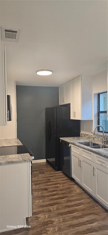 Building Photo - 6299 Arlington Ct