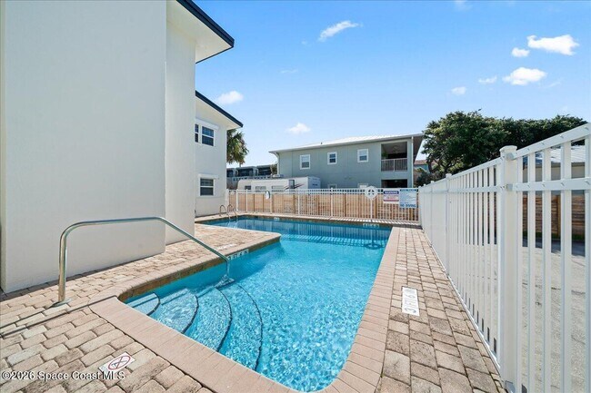 Building Photo - 154 Crescent Beach Dr