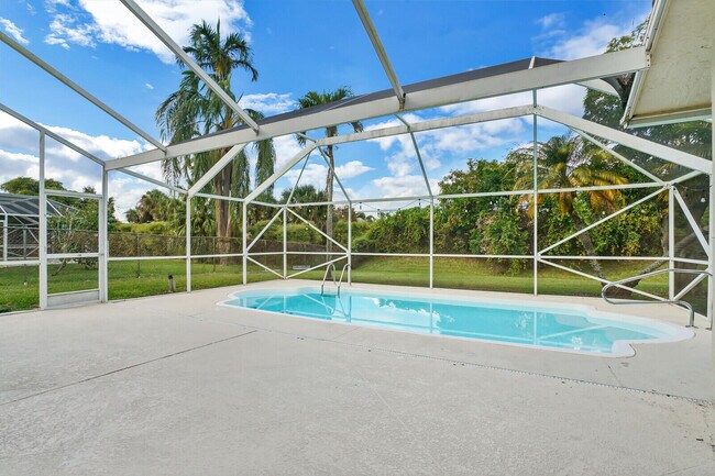 Primary Photo - 10567 Paso Fino Dr