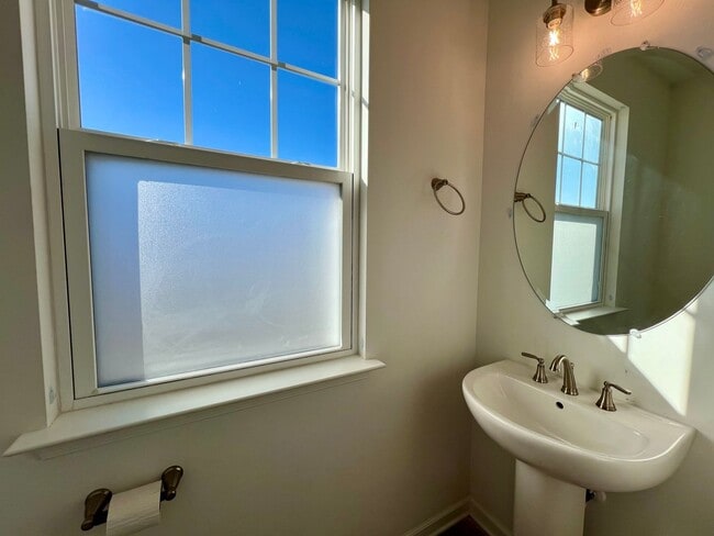 Building Photo - New Contruction Rental in the Reserve of Grassfield