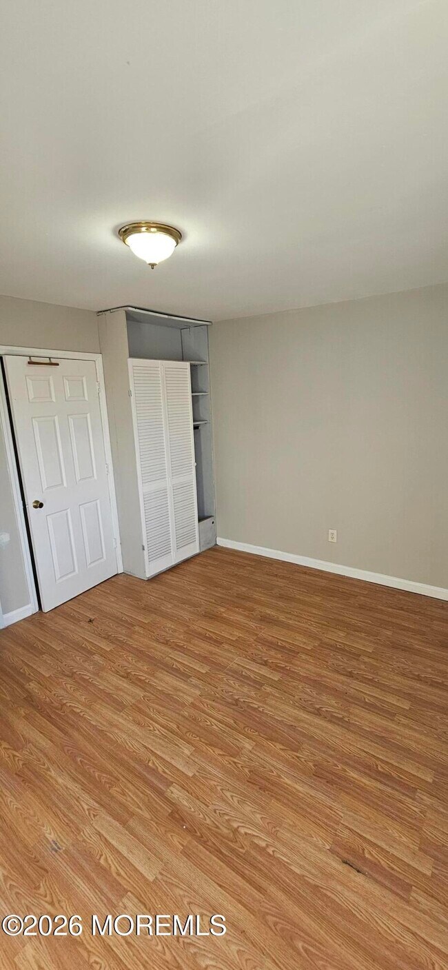 Building Photo - 540 Lamberton St