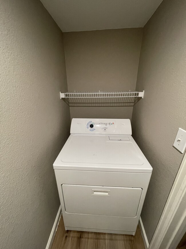 In Unit Dryer - 5704 N Gibralter Way