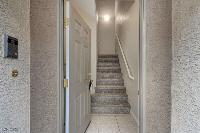 Building Photo - 9140 Forest Willow Ave