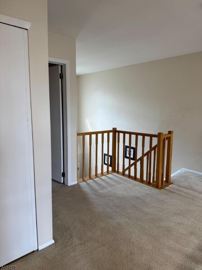 Building Photo - 97 Giordano Dr