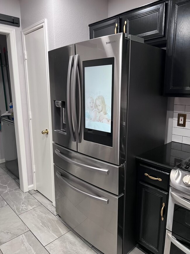 Building Photo - 2806 Dove Tree Dr