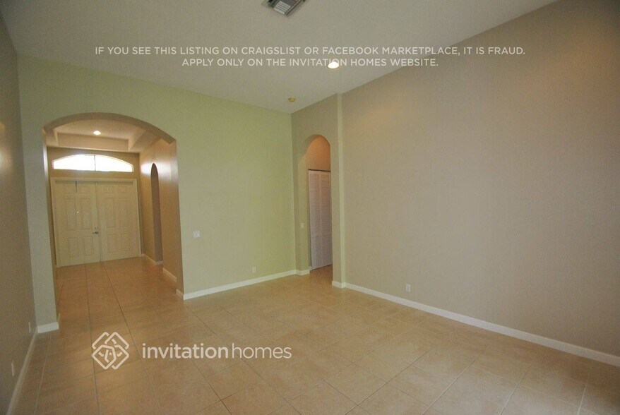 Building Photo - 6880 Houlton Cir