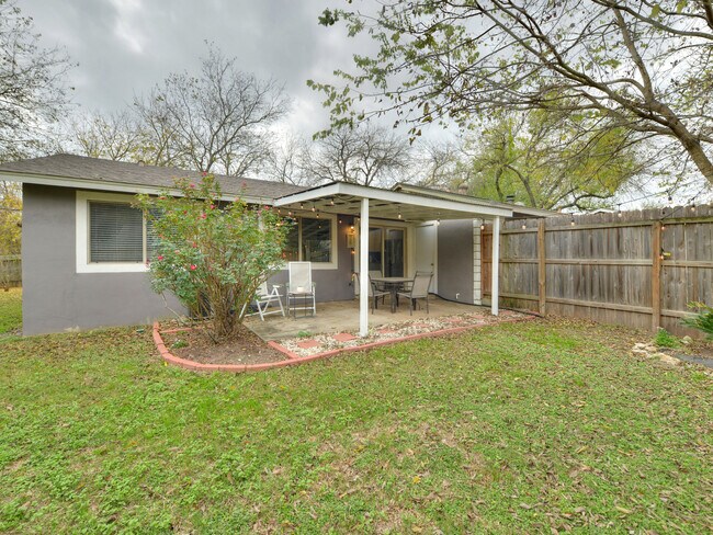 Unit #B - 6715 West Gate Blvd