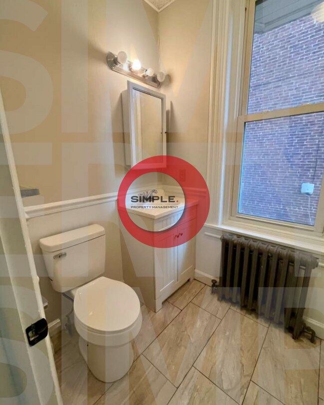 Building Photo - 259 Chestnut St