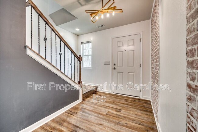 Building Photo - 1131 Ava Trail Ln