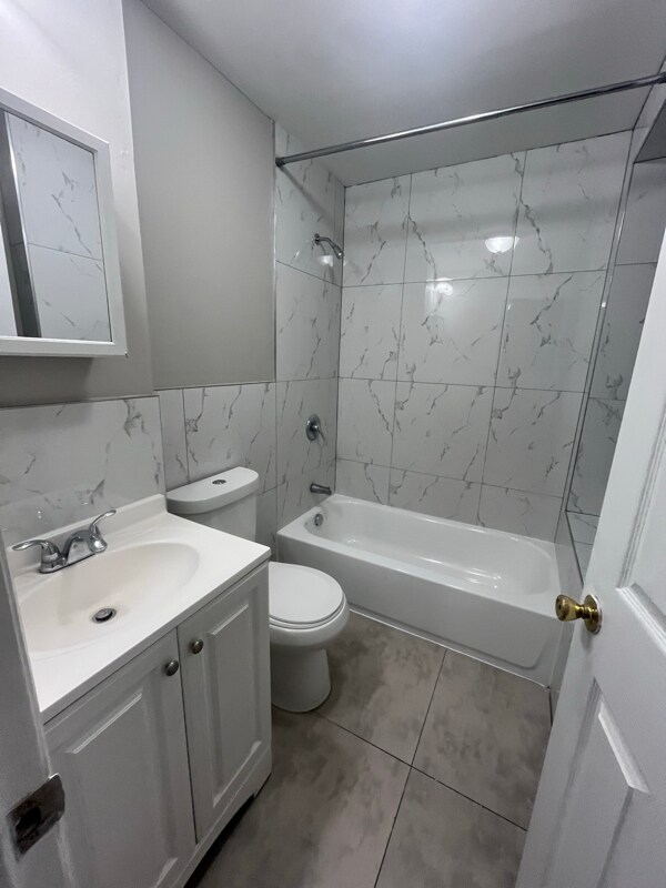 Building Photo - 131 S Harrison St