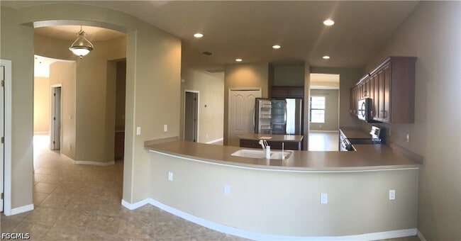 Building Photo - 12074 Country Day Cir