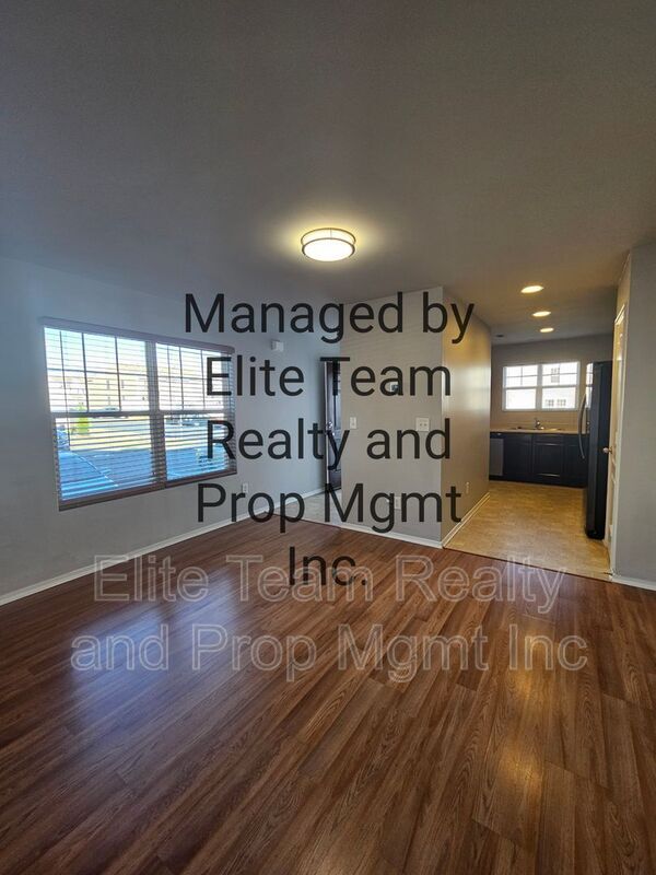 Building Photo - 453 Hunters Dance Road