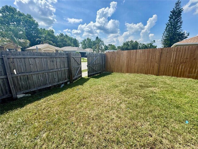 Building Photo - 4301 Country Hills Blvd