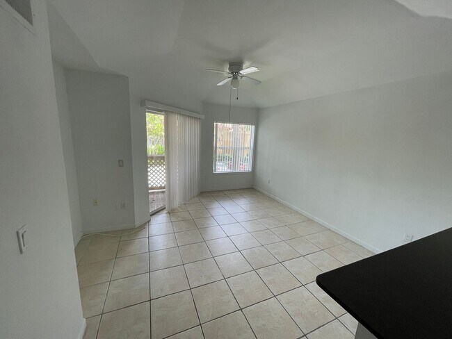 Building Photo - Palm Lakes Condominium