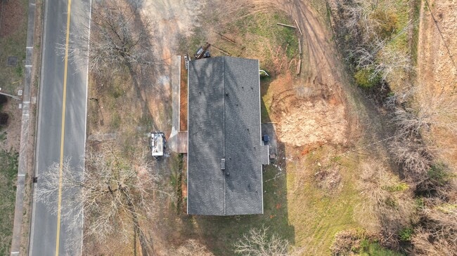 Building Photo - 1435 Auten Rd