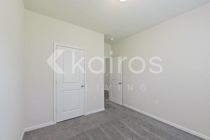 Building Photo - 10757 Bent Brook Dr