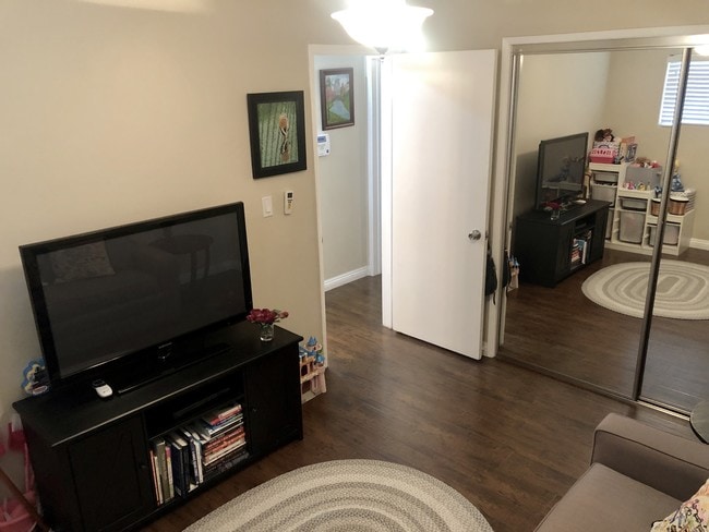 Bedroom #2 - 2018 Plant Ave