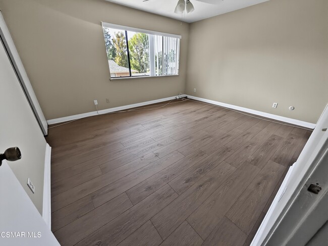 Building Photo - 28825 Conejo View Dr