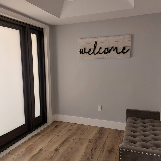 Building Photo - 3871 Alcantara Ave