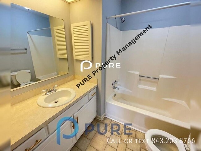 Building Photo - 1141 Shadow Lake Circle H