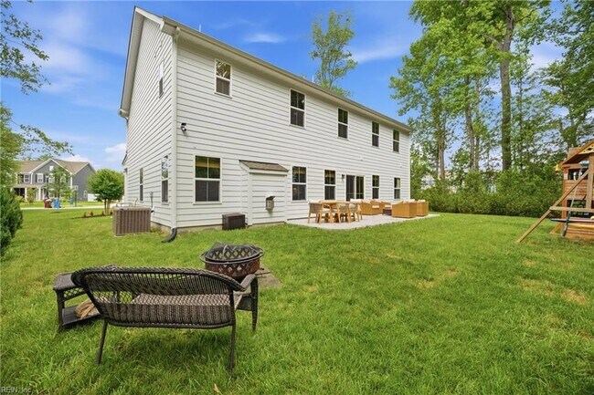 Building Photo - 1741 Watershed Ct
