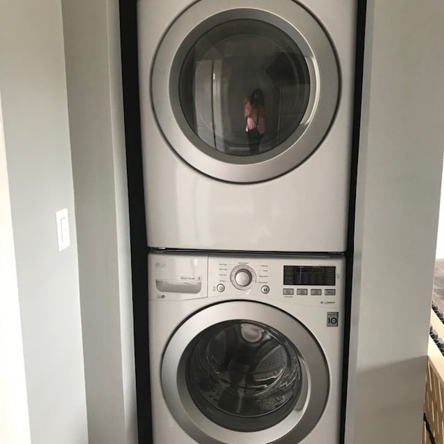 Building Photo - KENSINGTON STUDIO $2200 UTILITIES INCLUDED