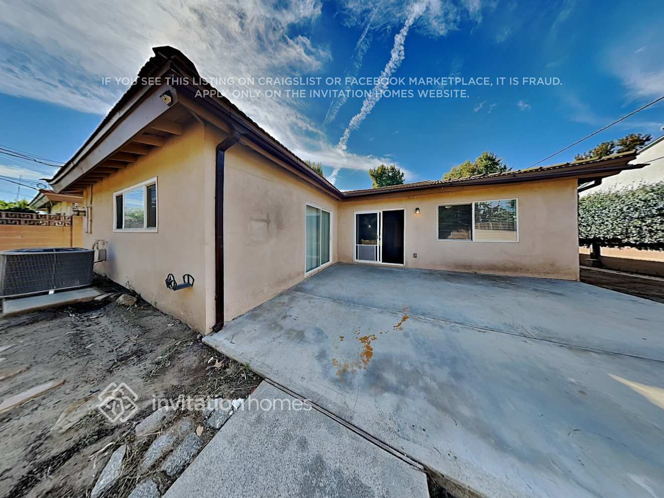 Building Photo - 15857 Liggett St