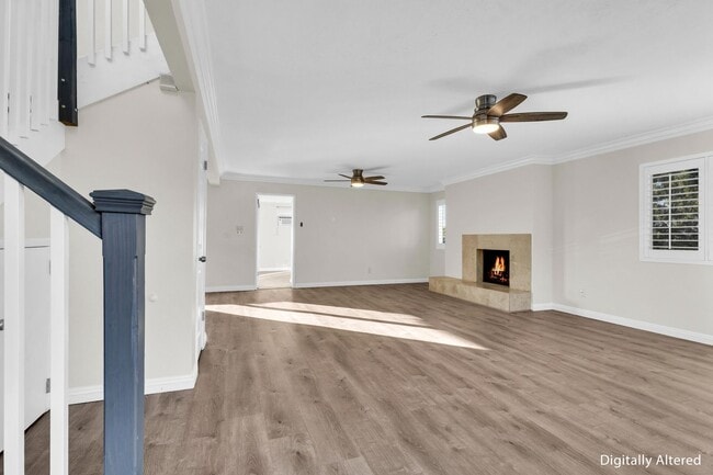 Building Photo - 4 Bedrooms, 3 Bathroom, Two Story Home With Pool